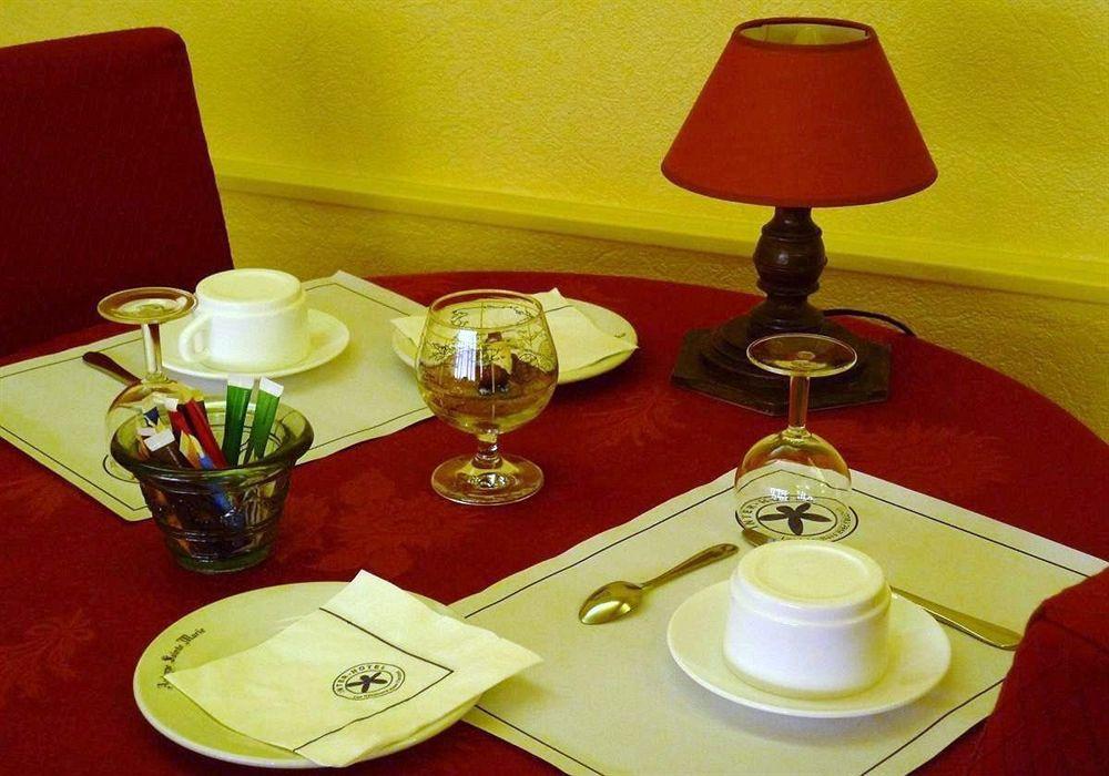 The Originals Boutique, Hotel Clos Sainte Marie, Невер Екстер'єр фото